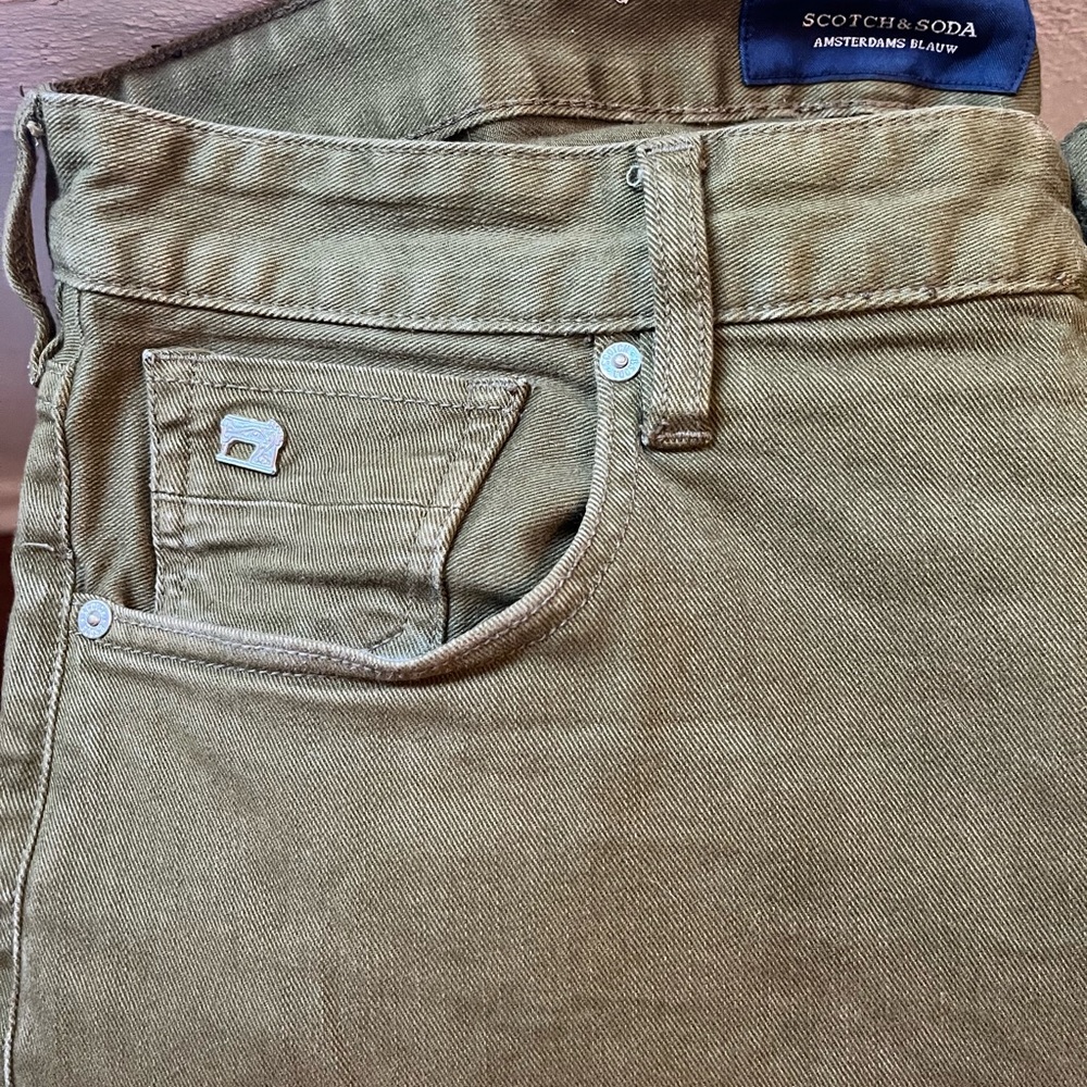 Army green men’s Scotch and Soda Denim